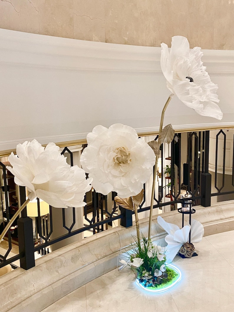 Giant crepe paper poppy, 1,8 m, wedding decoration