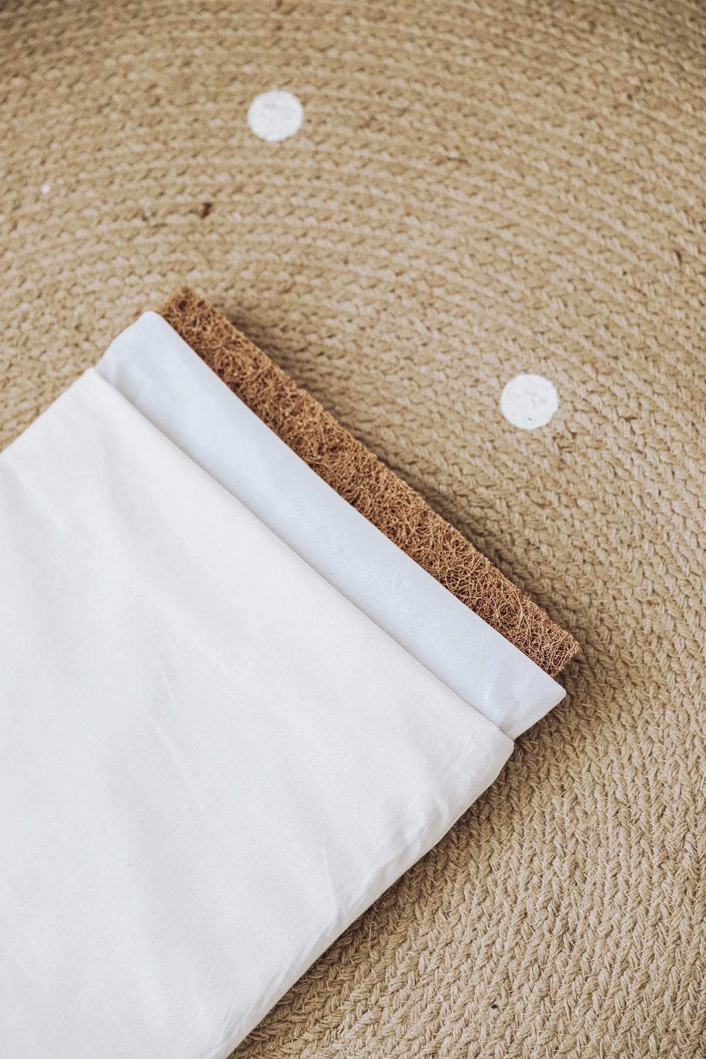 Coconut insert for hammock