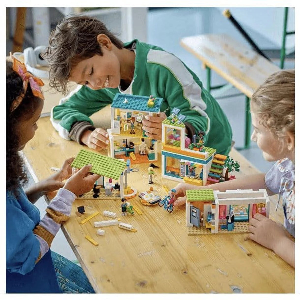 Lego Friends International Heartlake School 41731