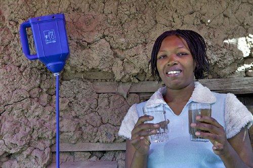 LifeStraw Family 1.0 Gravity Portable Water Purifier for Emergency Preparedness and Camping