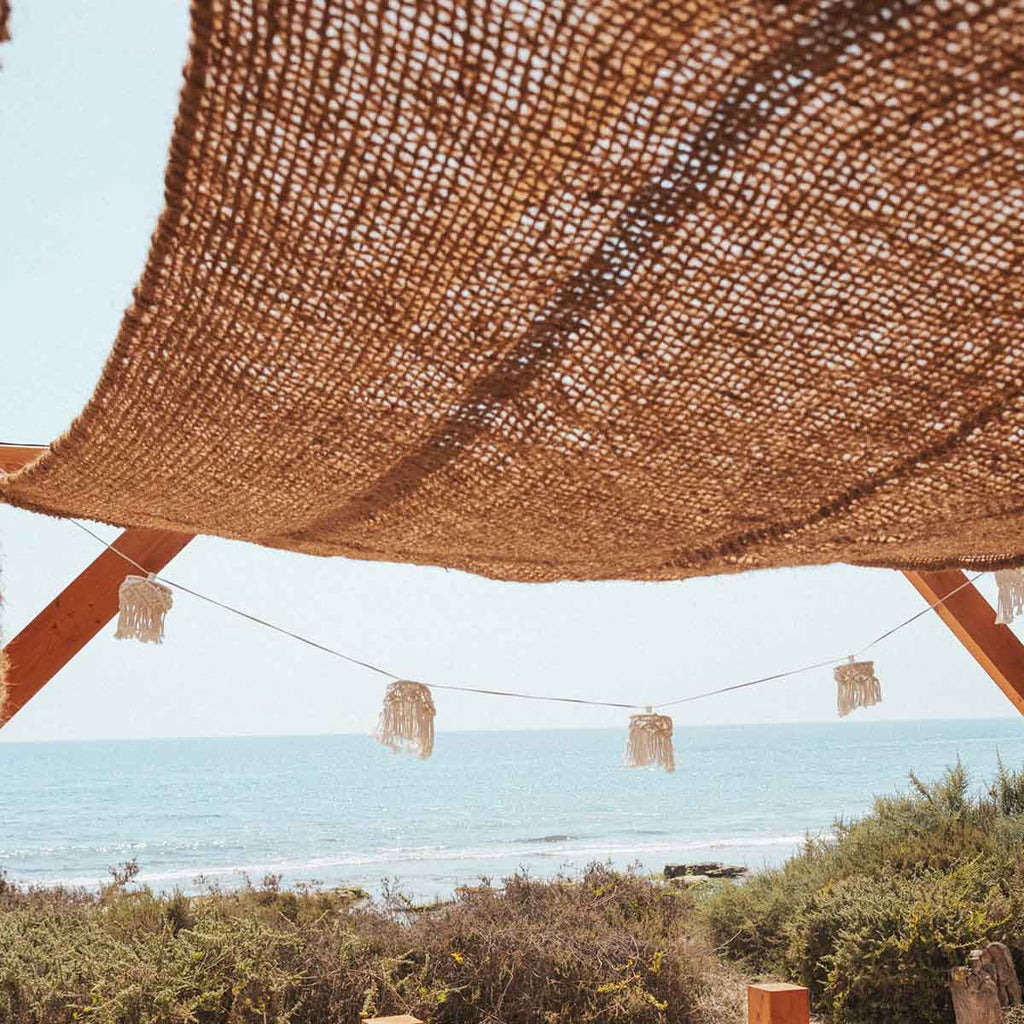 Wet, Woven of shade (coconut fibre)