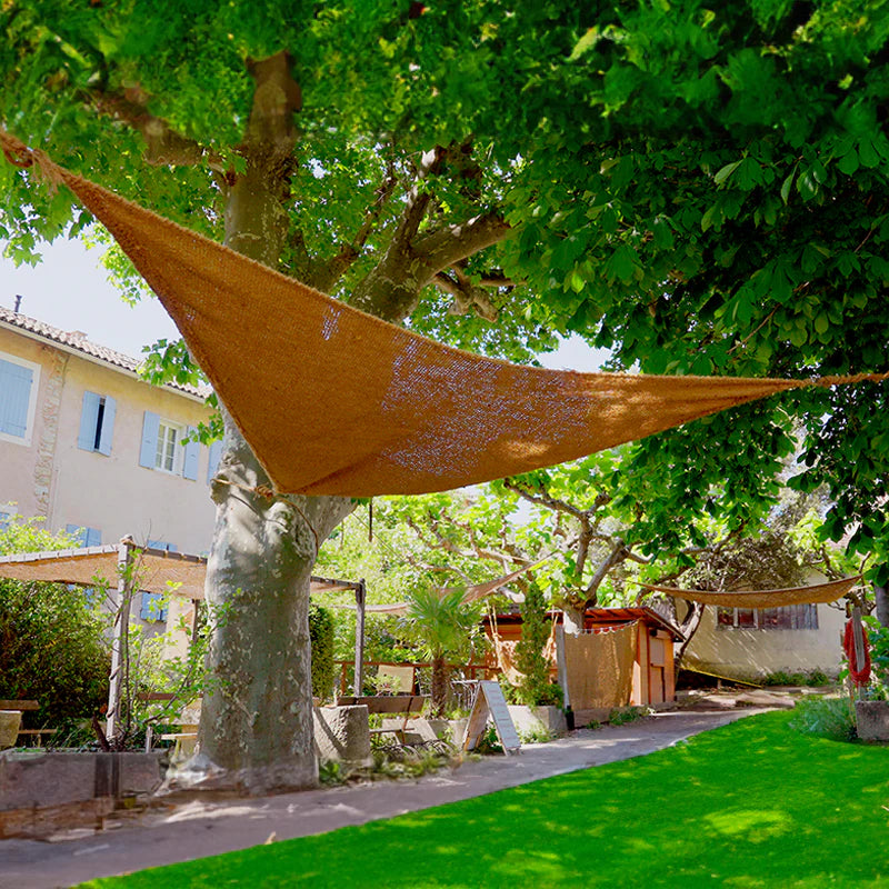 Wet, Woven of shade (coconut fibre)