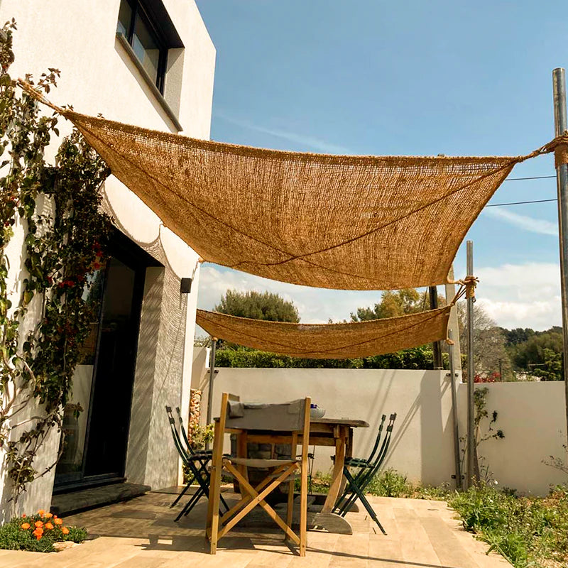 Wet, Woven of shade (coconut fibre)